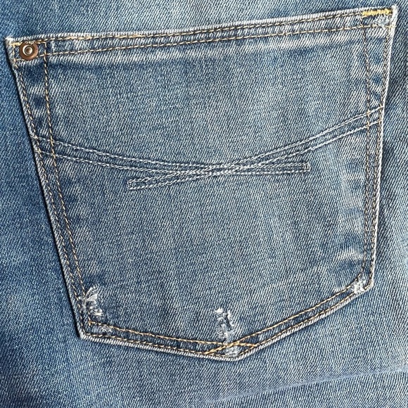 Distressed Gap Denim Skirt - Picture 6 of 8